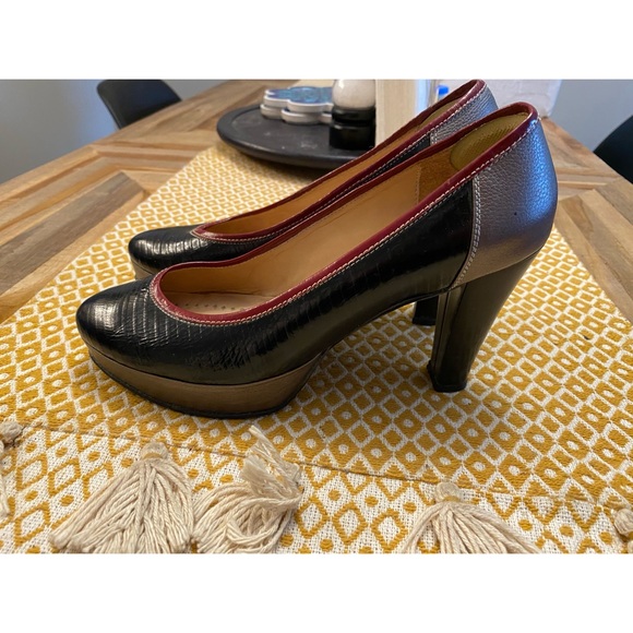 Italian Leather Heels Brand New - Picture 2 of 4